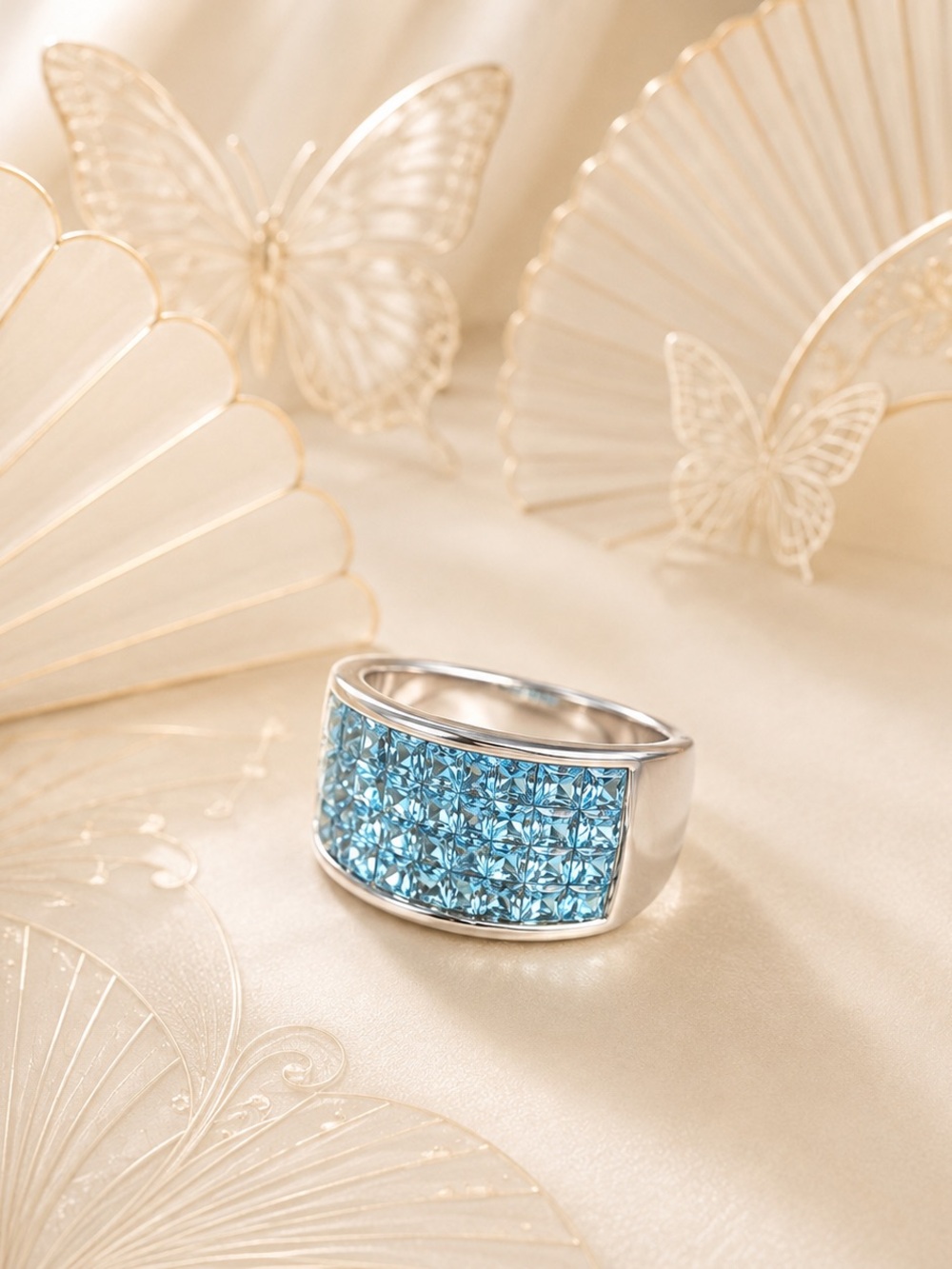 🆕❤️Channel Set Swarovski Crystal Aqua Band